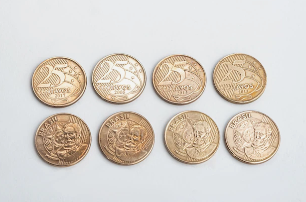 Руны на монетах и амулетах королей датской династии скьольдунгов